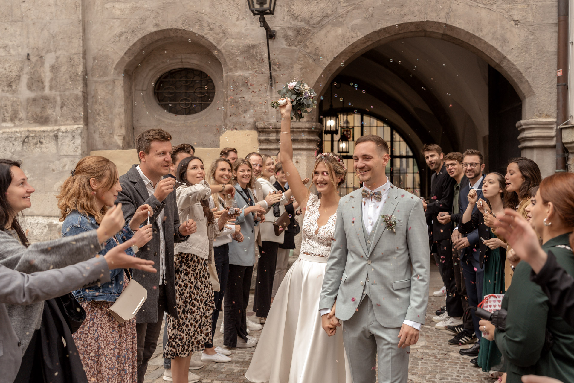 Altes-Rathaus-Regensburg-Rosenpalais-Hochzeit-Standesamt-Regensburg